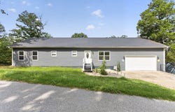 488 Rockhill Drive, Forsyth, MO 65653