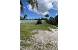 5754 SE Green Ln, Stuart, FL 34997