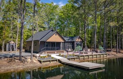 15589 COUNTY LINE RD, BELLE HAVEN, VA 23306