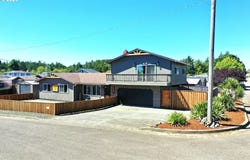2600 15TH St, NorthBend, OR 97459