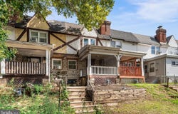 435 CROYDEN RD, UPPER DARBY, PA 19082