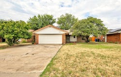 2822 Mt Vernon, Enid, OK 73703