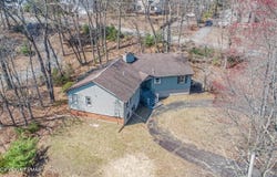 1093 Lancaster Drive, Bushkill, PA 18324