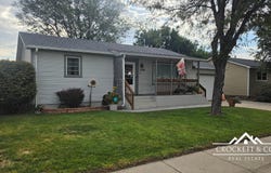 1608 Summit Street, Garden City, KS 67846