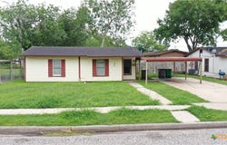 2903 Wildwood Street, Victoria, TX 77901