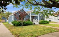 1210 S 16th Street, Escanaba, MI 49829