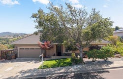 11183 Brittany Ln, Dublin, CA 94568