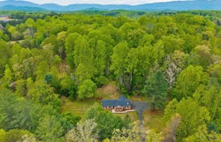 1680 CRAIGS STORE RD, AFTON, VA 22920
