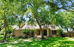 3024 Oakleigh Circle, Ocean Springs, MS 39564
