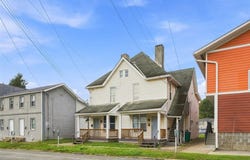 214 Second St, California, PA 15419