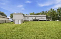 8567 Brookside Circle, Monett, MO 65708
