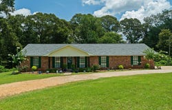 606 Pierce Rd, Columbia, MS 39429