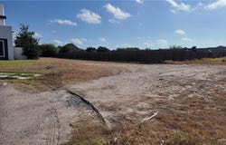 2433 E 22nd Street E, Mission, TX 78572