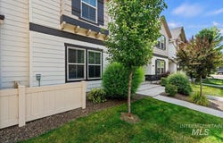 2483 E Goldstone St, Meridian, ID 83642