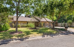 2101 Kent St, Taylor, TX 76574