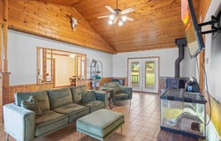 2360 Elk, Gilmer, TX 75644