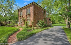 2155 Mount Pleasant, Hernando, MS 38632