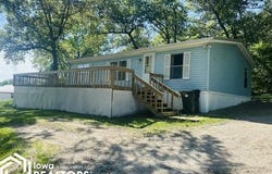 187 Horseshoe Drive, Montezuma, IA 50171