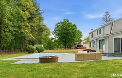35 Hollow Brook Road, Windsor, CT 06095