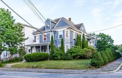 398 Spring St, Brockton, MA 02301