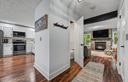 1015 Crestwoods Drive, Pocono Pines, PA 18350