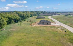 588 Legacy Drive, Waterloo, IL 62298