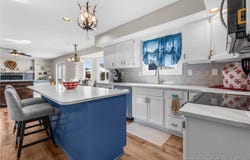 2206 Glenn Abbey, Jeffersonville, IN 47130