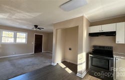 513 Holly Street, Dallas, NC 28034