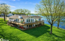 1270 Bee Tree Lane, Ellston, IA 50074