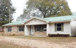 75 L G Collins Road, State Line, MS 39362