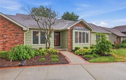 6658 Dearborn Drive, Mission, KS 66205