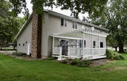 107 Circle Dr, Sibley, IA 51249