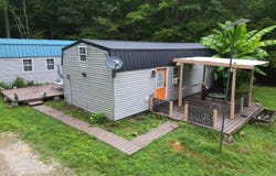 1225 Vine Drive, Elkview, WV 25071