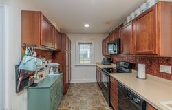 1949 Auten Drive, Akron, OH 44320