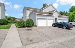 2935 Hemingway Drive, Chaska, MN 55318