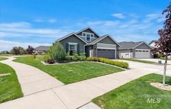 5948 W Hamm Ln, Eagle, ID 83616