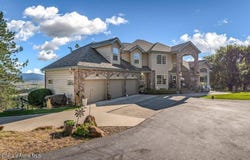 10715 N Payment Peak Rd, Hauser, ID 83854