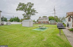 300 NASSAU, PAULSBORO, NJ 08066