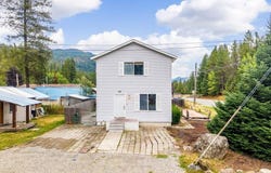 34400 N Cherokee Rd, Bayview, ID 83803