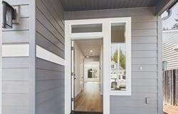 614 W 19TH St, LaCenter, WA 98629