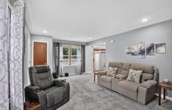 4862 Harmony Place, Waterloo, IA 50701