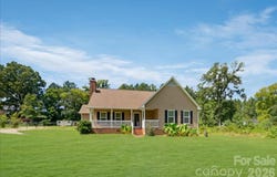 2827 E Pinewood Road, Chester, SC 29706