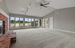 2595 W Shore Dr, Union, NE 68455