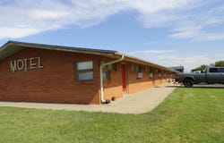 111 S Roosevelt St, McPherson, KS 67460