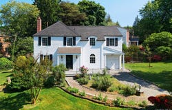 60 Mill Spring Road, Manhasset, NY 11030