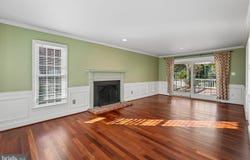 6 BENTLEY Drive, STERLING, VA 20165