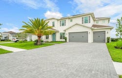 601 Hookline Circle, Loxahatchee, FL 33470
