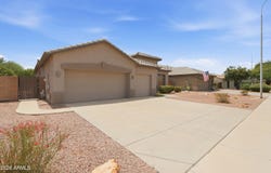 1677 E HAWKEN Place, Chandler, AZ 85286