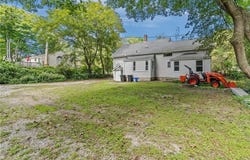 2 Plainfield Pike, Foster, RI 02825