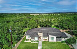 507 Boulder Creek Dr, Marble Falls, TX 78654